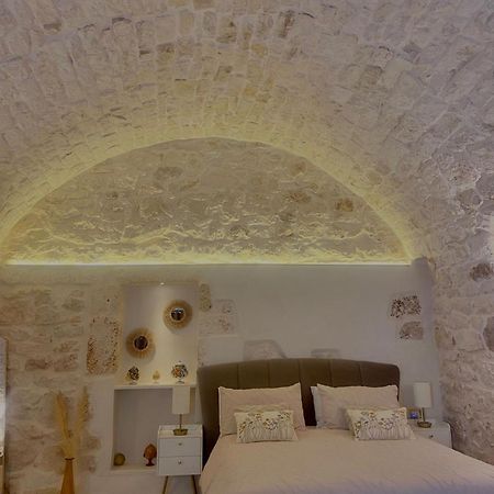 Eureka Luxury Room ออสตูนี ภายนอก รูปภาพ